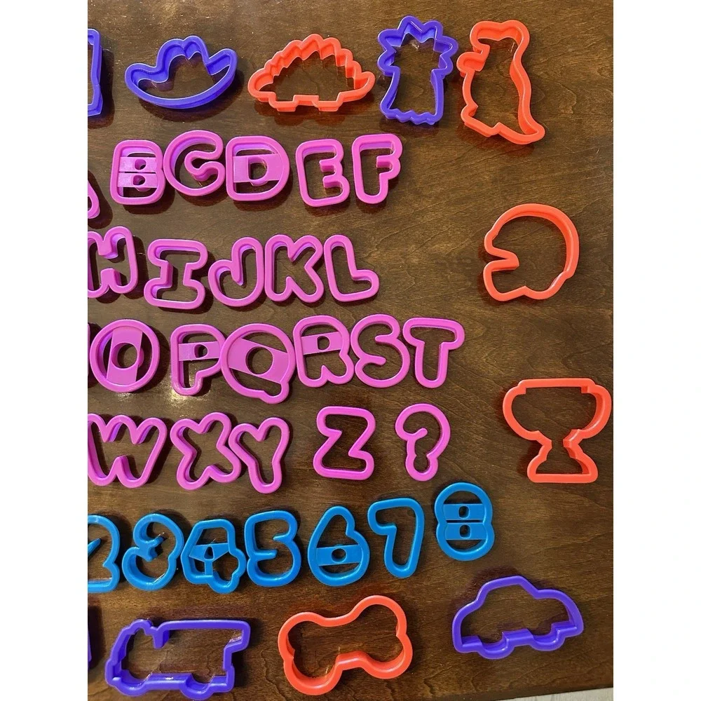 Lot Of Wilton Cookie Cutters A-Z‎ Numbers And Shapes